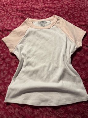 Juniors Two-Tone Short Sleeve Just polly Top - White and Light Pink